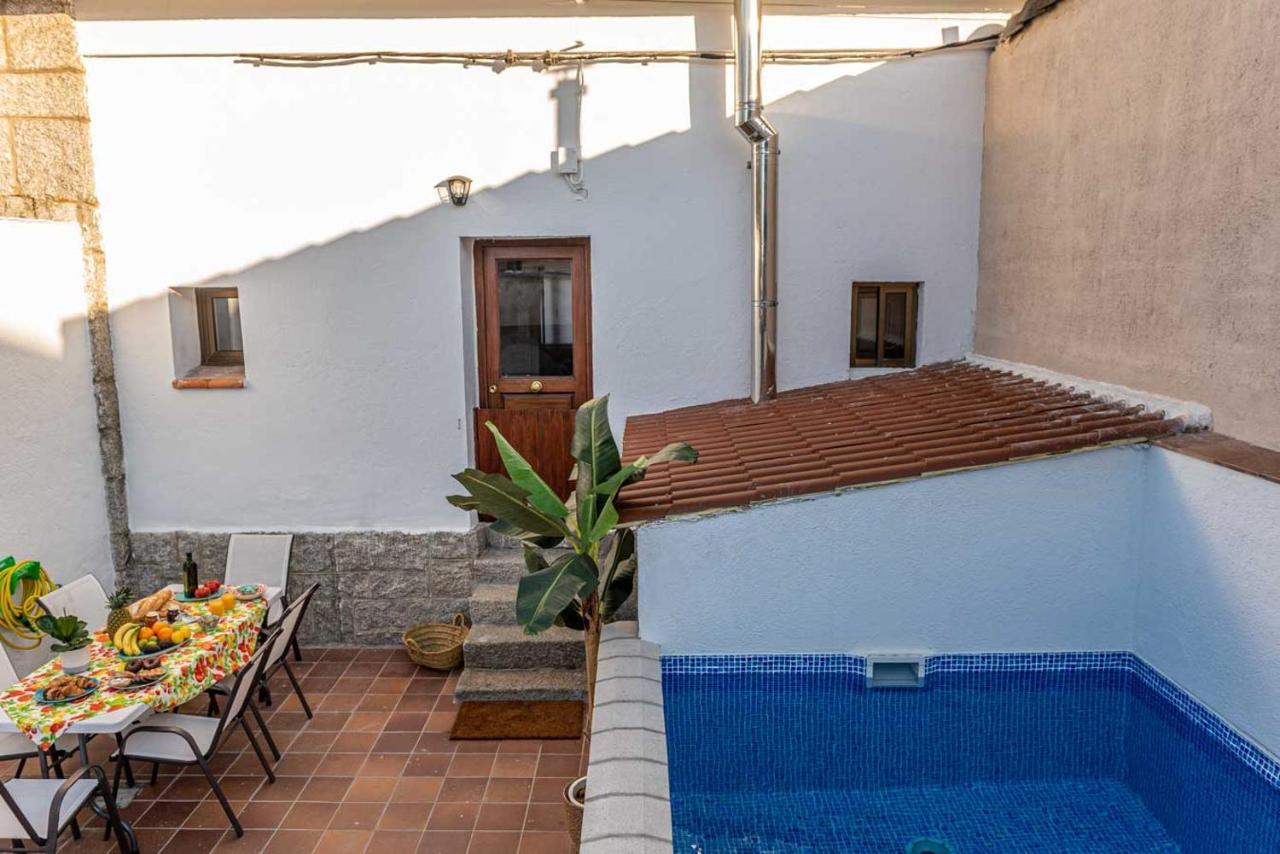 Casa Rural Valsain Lodge La Pradera de Navalhorno Bagian luar foto